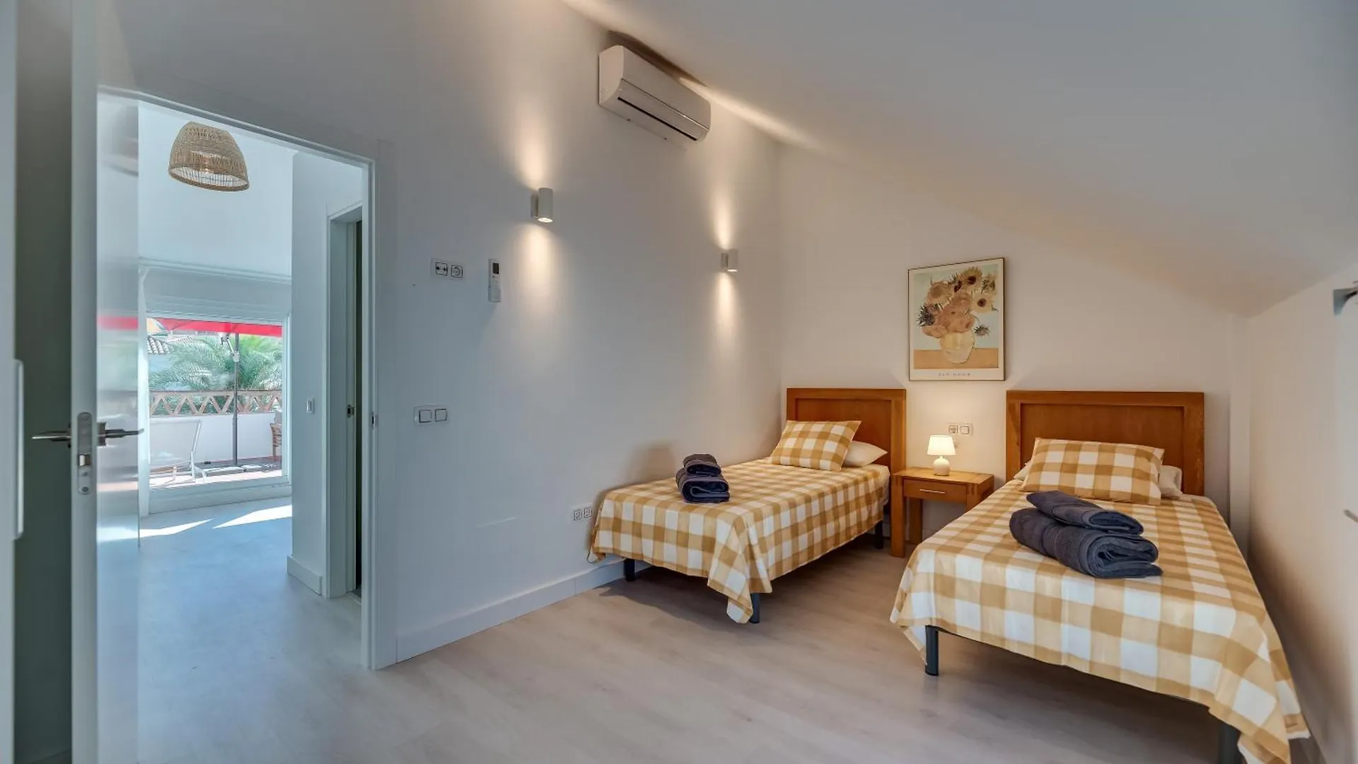 Las Palmeras Beach Duplex Penthouse Benalmadena